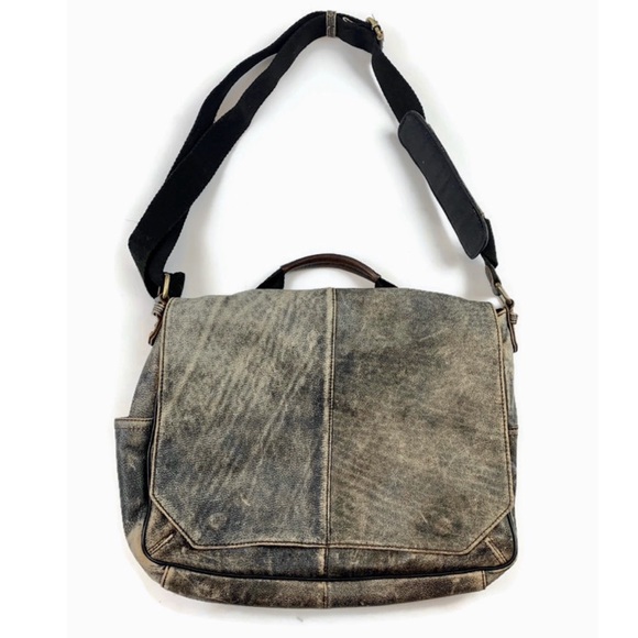 Wilsons Leather Pelle Studio Distressed Bag - Picture 6 of 8